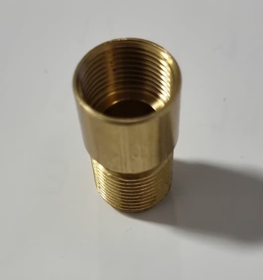 Подовжувач різьблення для розширювального бака Vaillant VUW 3/8" В х 3/8"Н (L=35 мм)