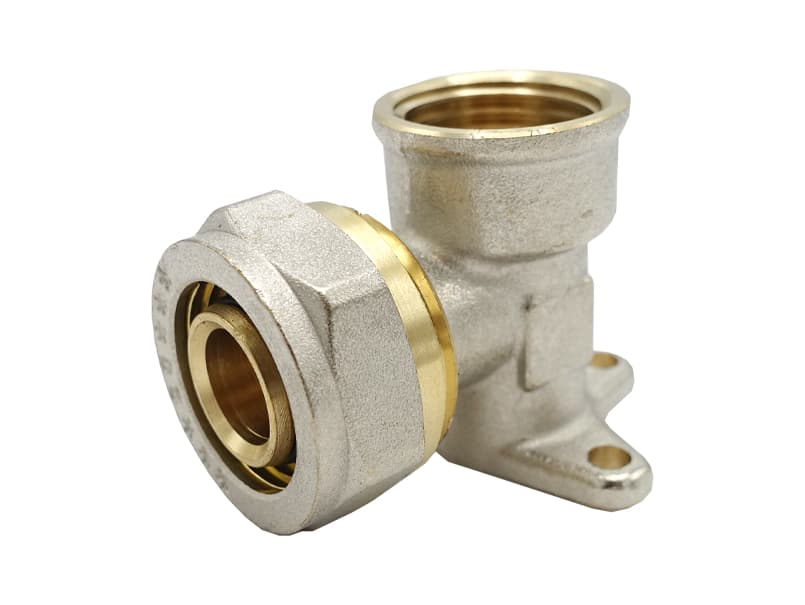 Кутник настінний 20 х 1/2" В АSCO 10/80